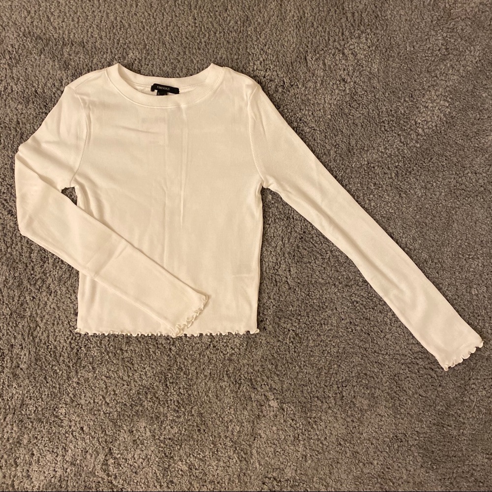Forever 21 White Knit Lettuce Cut Long Sleeve